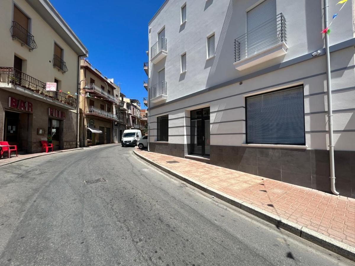 Domu Dina Affittacamere 3 Tertenia Exterior photo